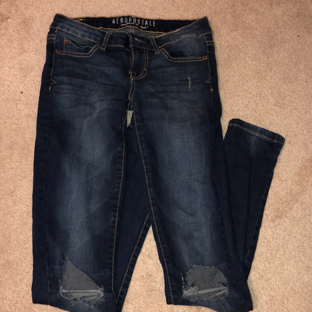 Aeropostale low rise distressed skinny jeans